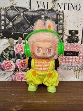 Labubu Clothes and Accessories